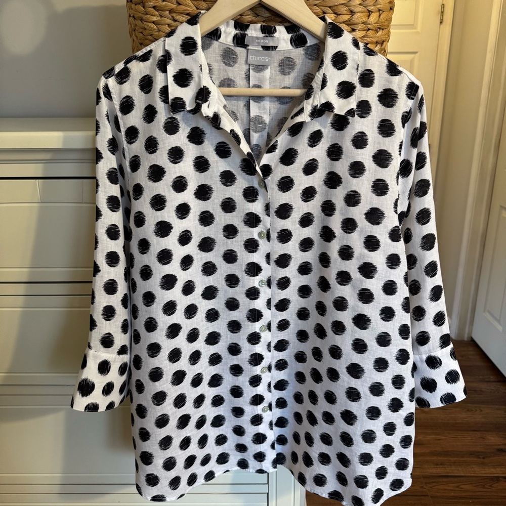 Chico's White Button-Down Shirt with Black Polka Dots